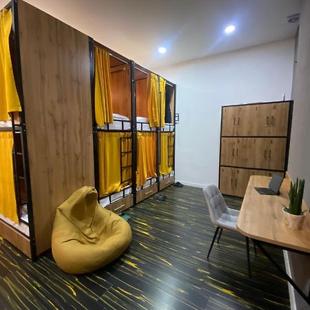 Flats Hostel Astana Luaran gambar