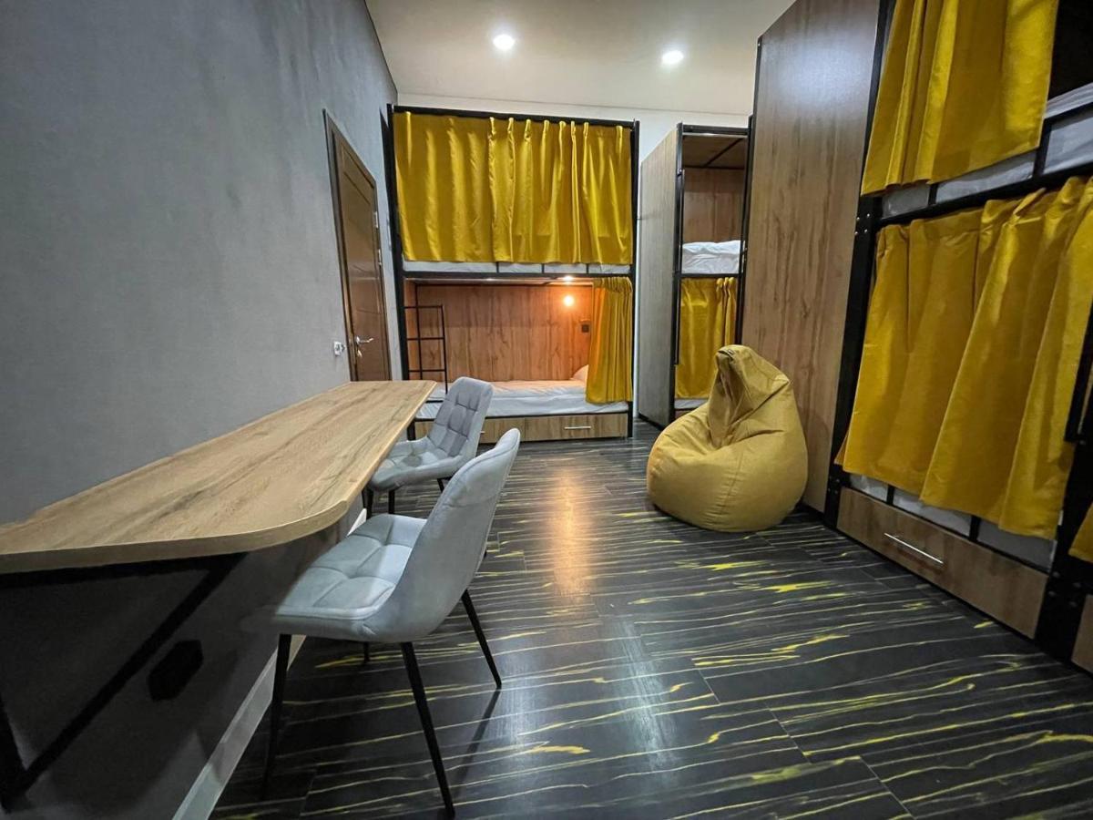 Flats Hostel Astana Luaran gambar